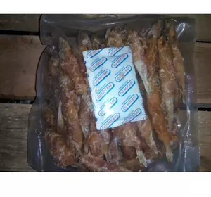 Ласощі для собак Сардина з намотаним курячим м'ясом 500 г Ласощі для собак Сардина з намотаним курячим м'ясом 500 г