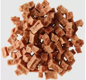 Ласощі для собак кубики з філе курки 250 г (25 шт) Ласощі для собак кубики з філе курки 250 г (25 шт)